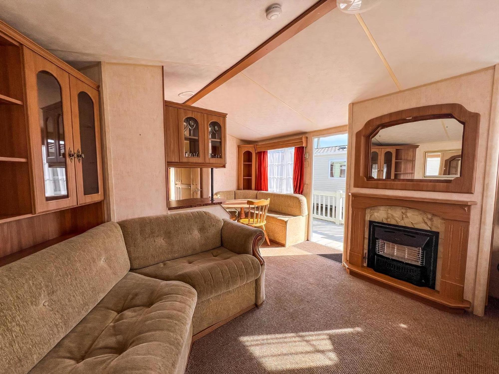 6 Berth Dog Friendly Caravan In Hunstanton, Minutes From The Beach Ref 13013L Extérieur photo